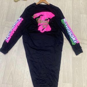 Very beautiful clean bodycon gown with side pockets